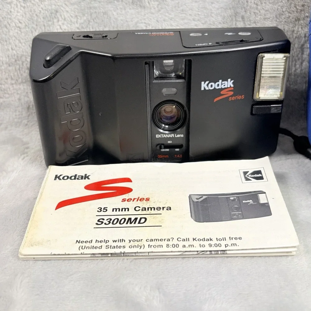 Kodak S300MD S‎ Series Autowind Point & Shoot~35mm Film Camera